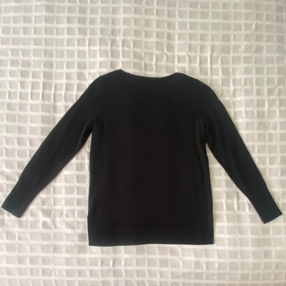 Banana Republic Lightweight V-Neck Sweater Black - Picture 10 of 12